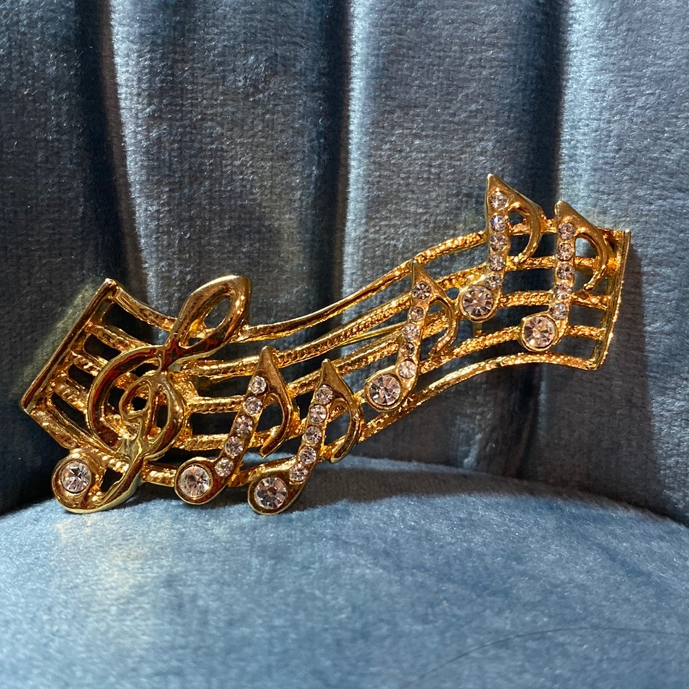 Vintage Jeweled Treble Clef and Staff With Notes Brooch Gold Rhinestones J059